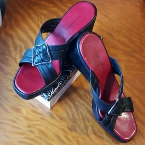 VINTAGE BCBG Sandles